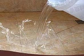 西丰漏水维修 免砸砖防水材料该如何施工