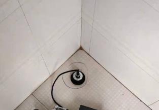 西丰卫生间漏水维修之 loft 夹层储藏室毗邻暗管渗水哪家好，推荐诚匠小爱修缮
